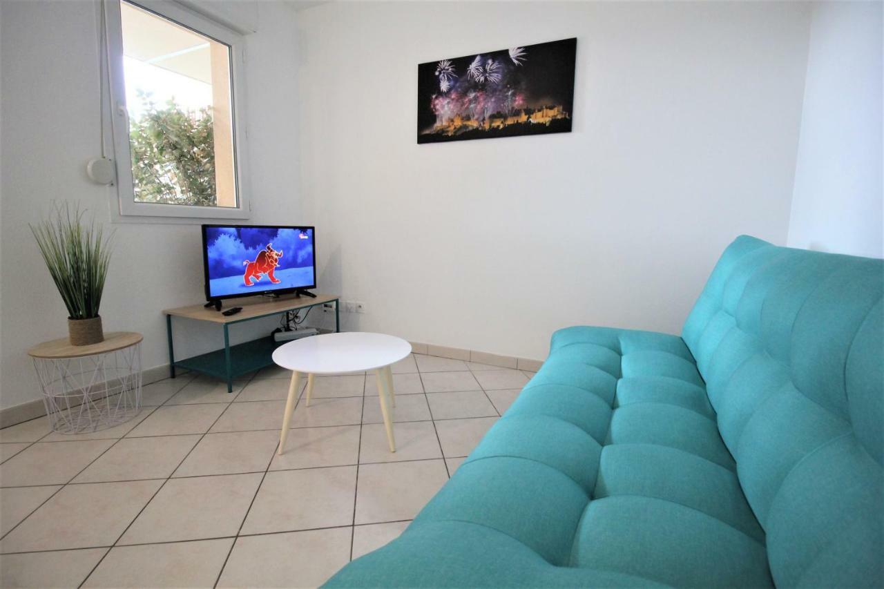 Tout Confort ! Calme, Climatisation, Parking Gratuit, Grande Terrasse, Ascenseur, Wifi Apartment Carcassonne Luaran gambar